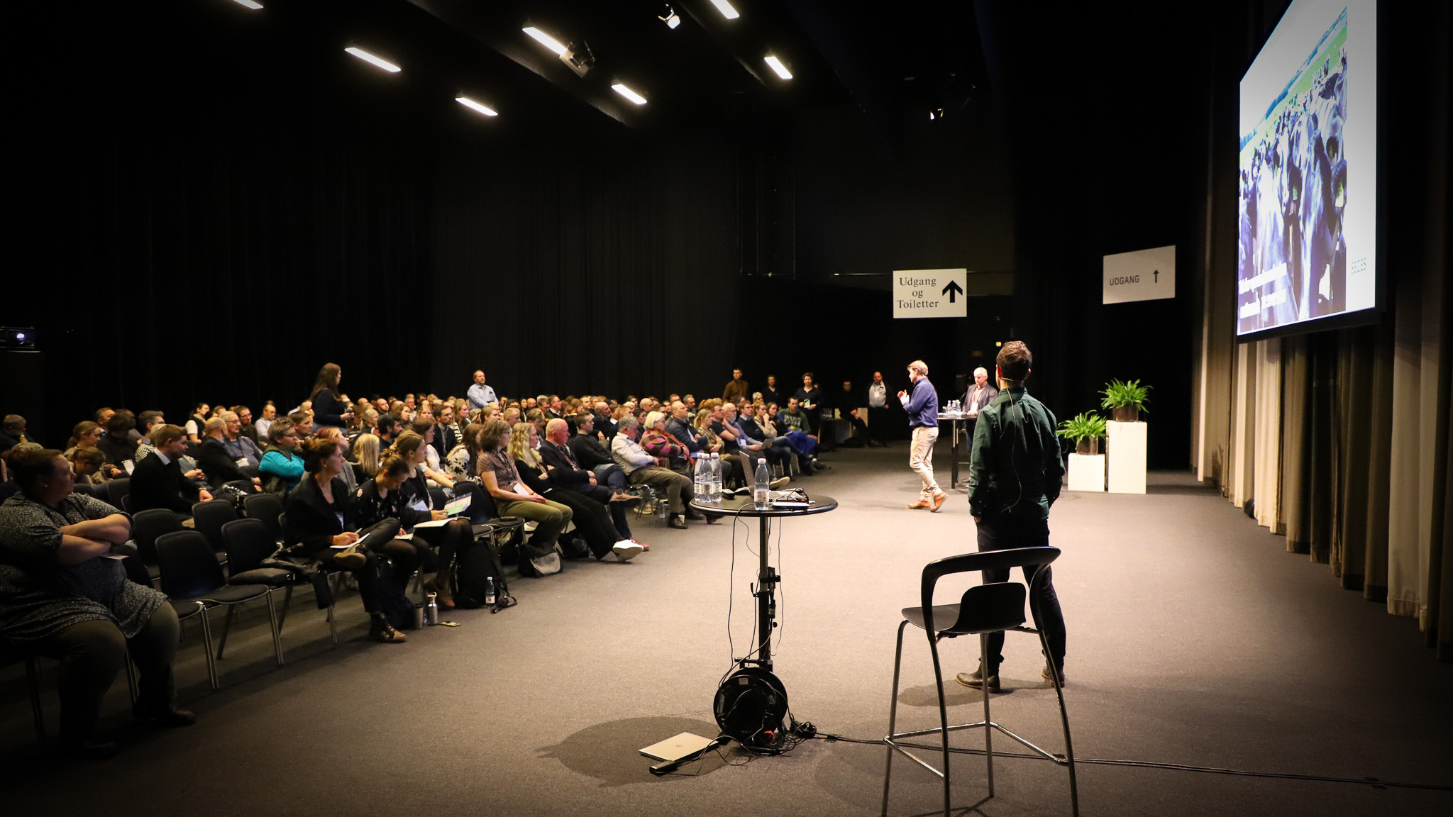 Ved Kvægkongressen i Herning fremlægger Nicolaj Ingemann Nielsen resultaterne fra de danske forsøg med metanudslip fra græssende malkebesætninger